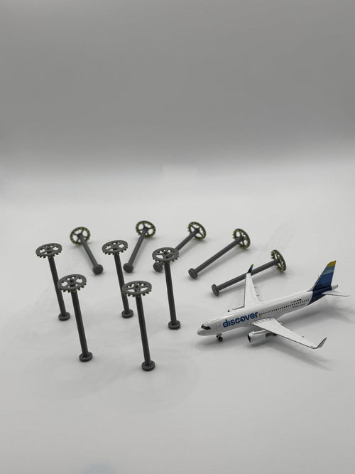 10x Airport Flutlichtmasten - Maßstab 1:500 - MiniAviation