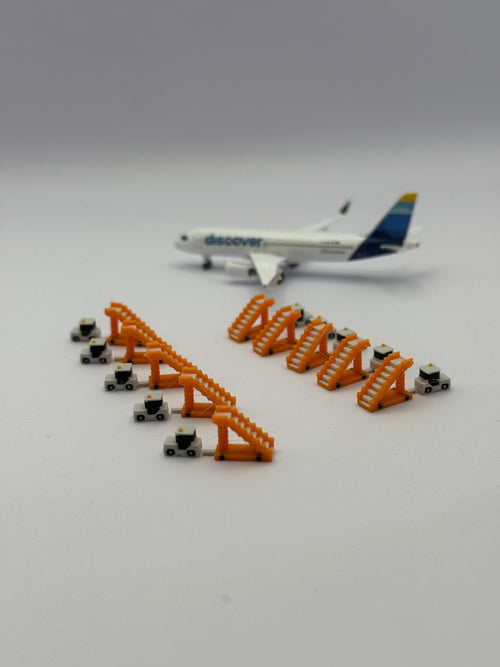 10x Passagiertreppen mit Zugmaschine – Maßstab 1:500 - MiniAviation