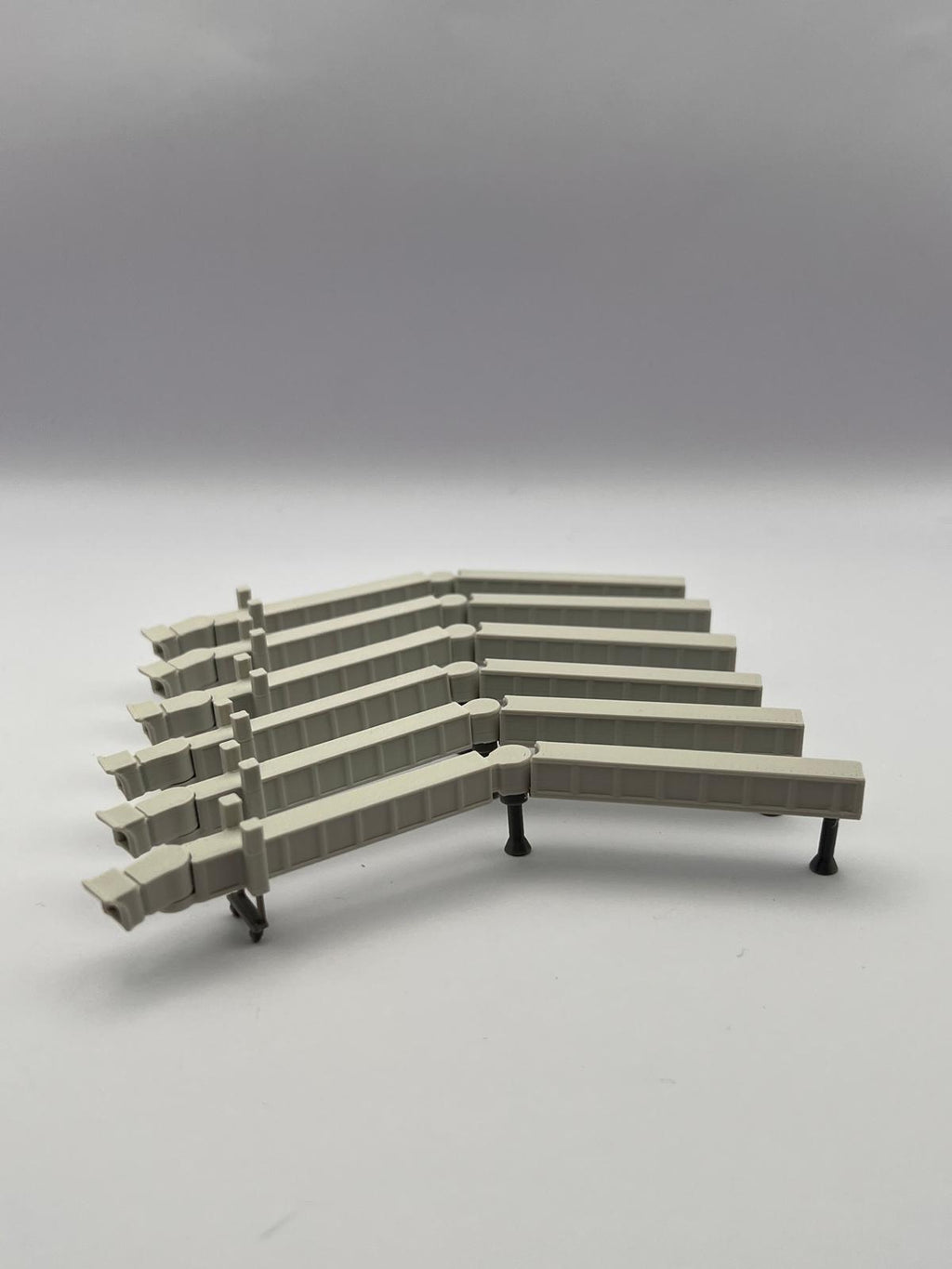 6x Ausziehbare Fluggastbrücken – Maßstab 1:500 - MiniAviation