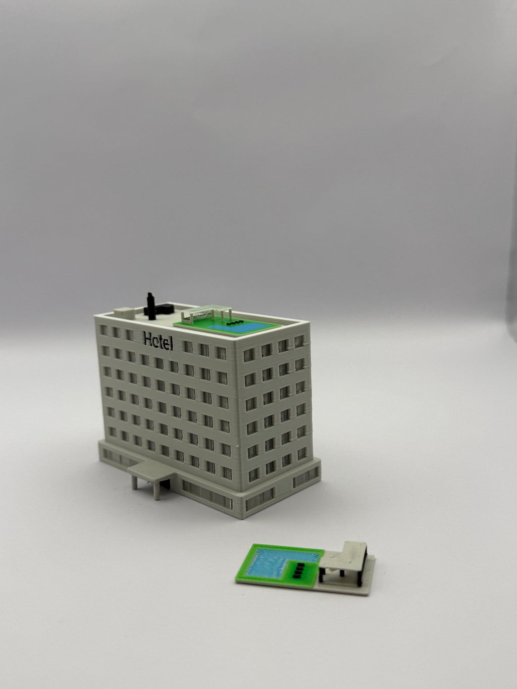 Airport Hotel / Flughafenhotel – Maßstab 1:500 - MiniAviation