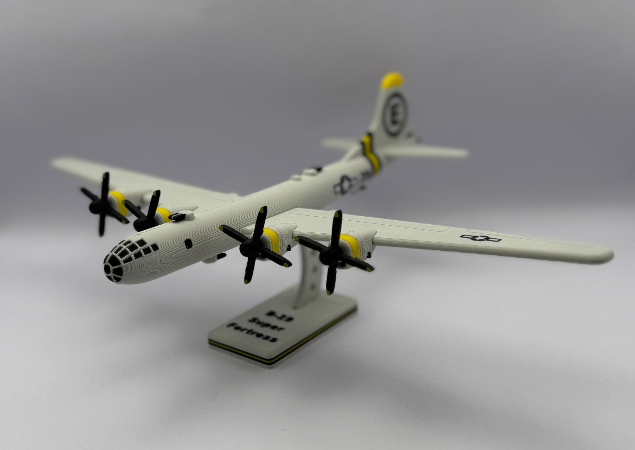B - 29 Superfortress – 3D - Druck Flugzeugmodell mit Standfuß - MiniAviation