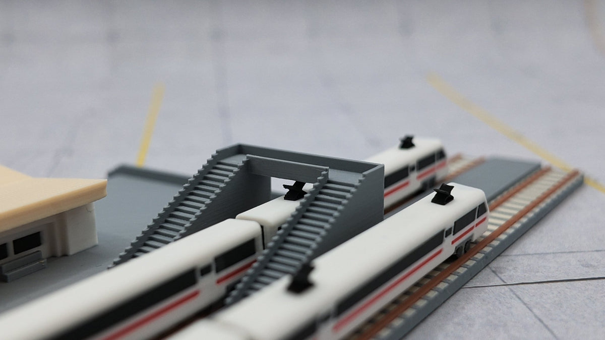 Bahnhof mit Zügen &amp; 2 Gleisen – 1:500 / 1:400 - MiniAviation