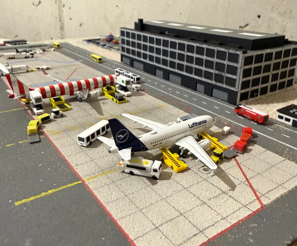 Bodenfahrzeuge - Set – Modellflughafen Zubehör im Maßstab 1:500 - MiniAviation