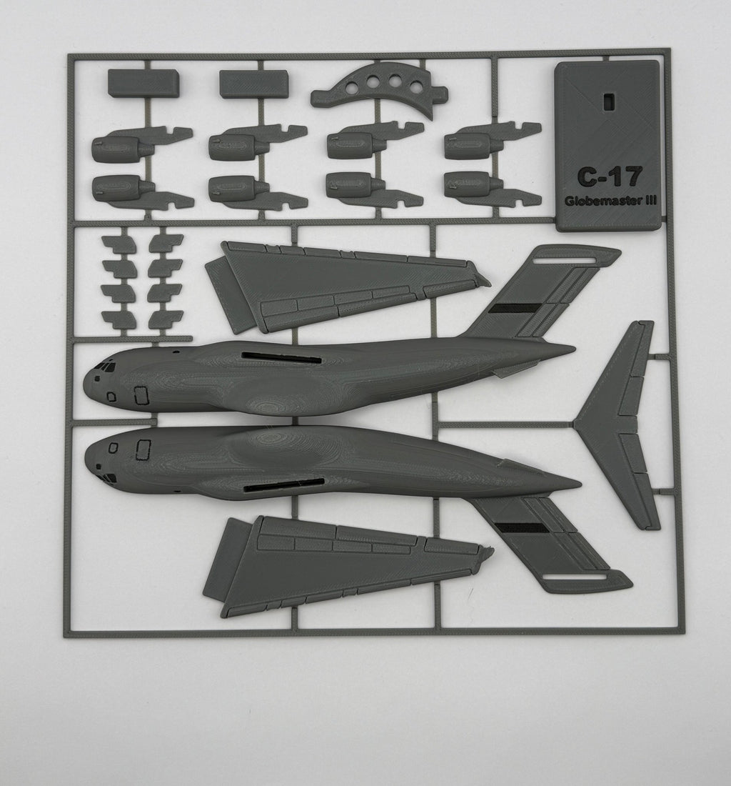 C - 17 Globemaster III – 3D - Druck Flugzeugmodell mit Standfuß - MiniAviation