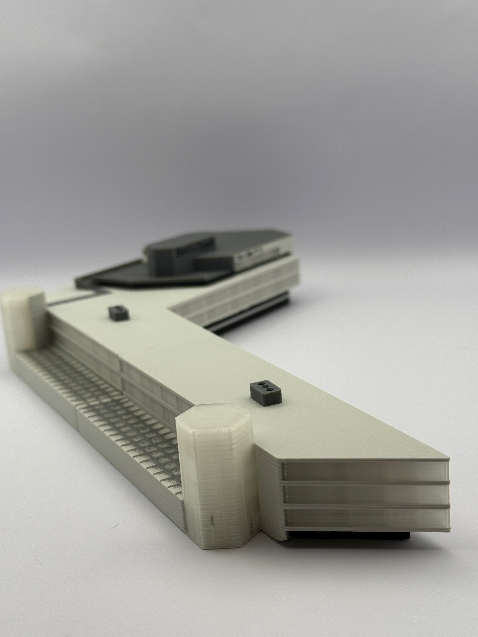 Terminal 2 Berlin Tegel (TXL) – Maßstab 1:500 - MiniAviation